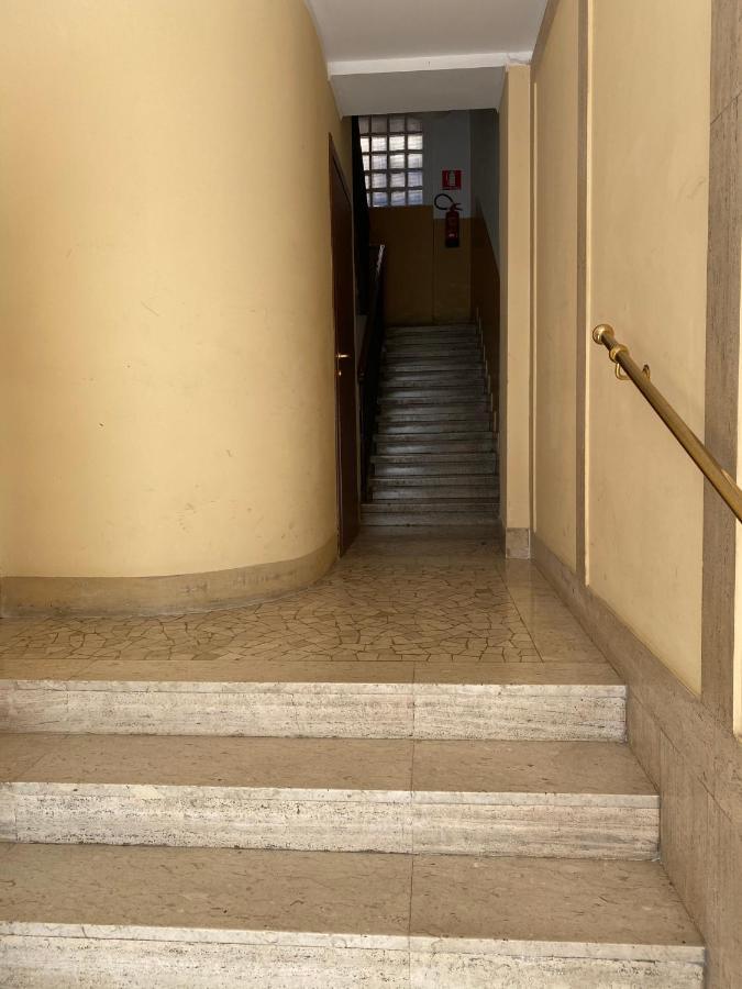 Bright & Spacious Apartment Near Navigli - Ponti Milano Dış mekan fotoğraf