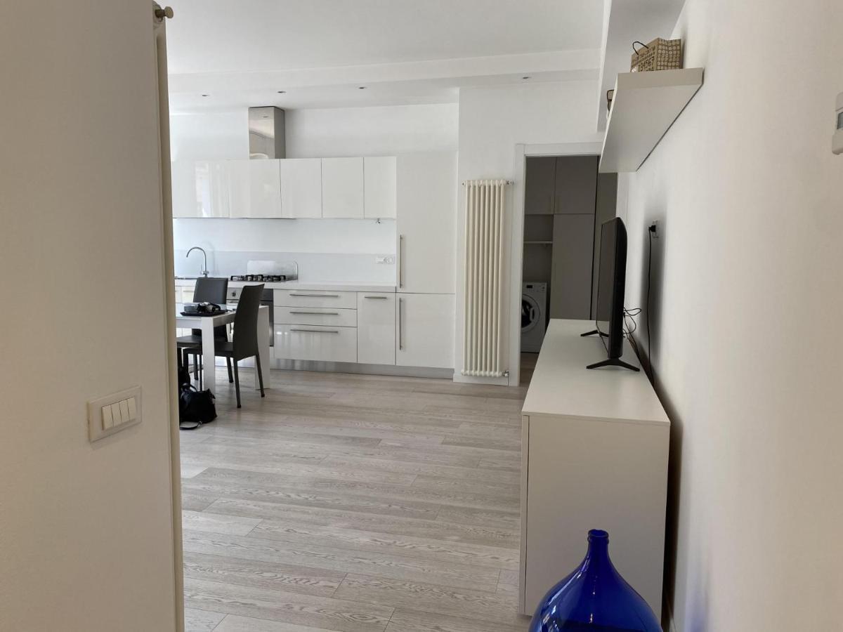 Bright & Spacious Apartment Near Navigli - Ponti Milano Dış mekan fotoğraf